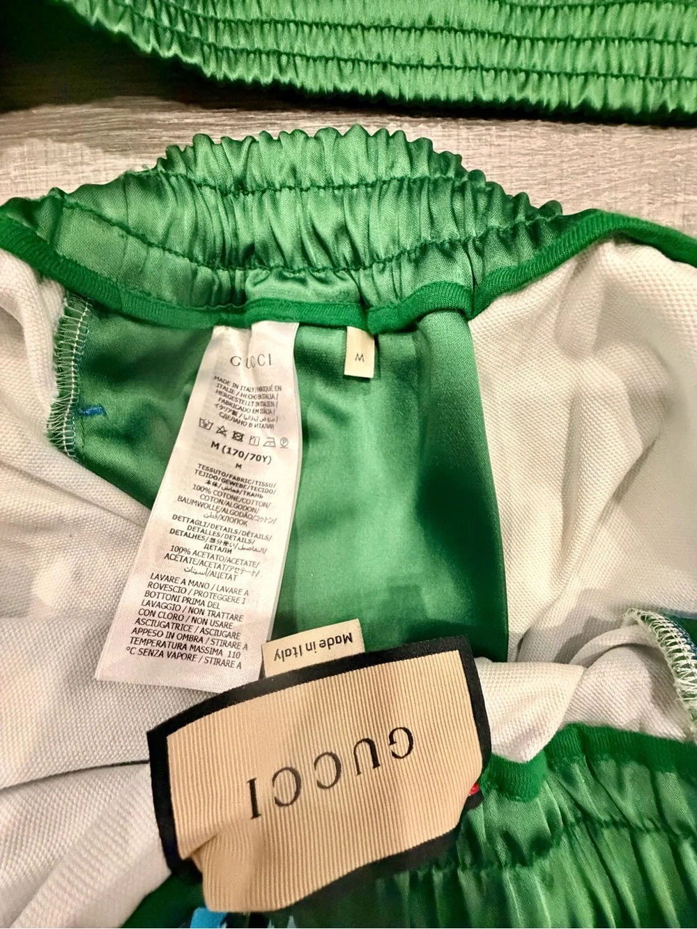 **SOLD**Gucci Blue & Green Tropical Skirt Set - Picture 5 of 8